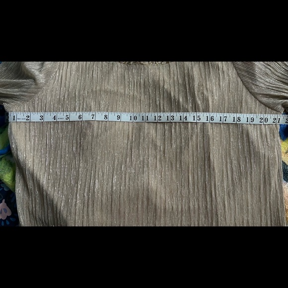 Laura Petites gold shimmer dress-See photos! - Picture 9 of 9